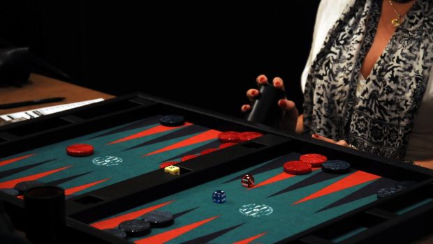 Betting in Backgammon: An Introduction to the Chaos of Dice